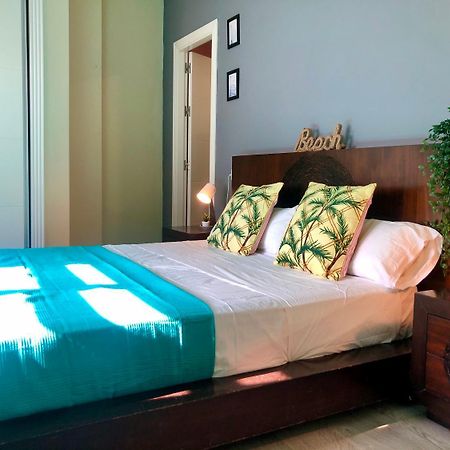 Gatu Premium Atico Caleta , Preferente Mayores De 25 Anos Y Familias กาดิซ ภายนอก รูปภาพ