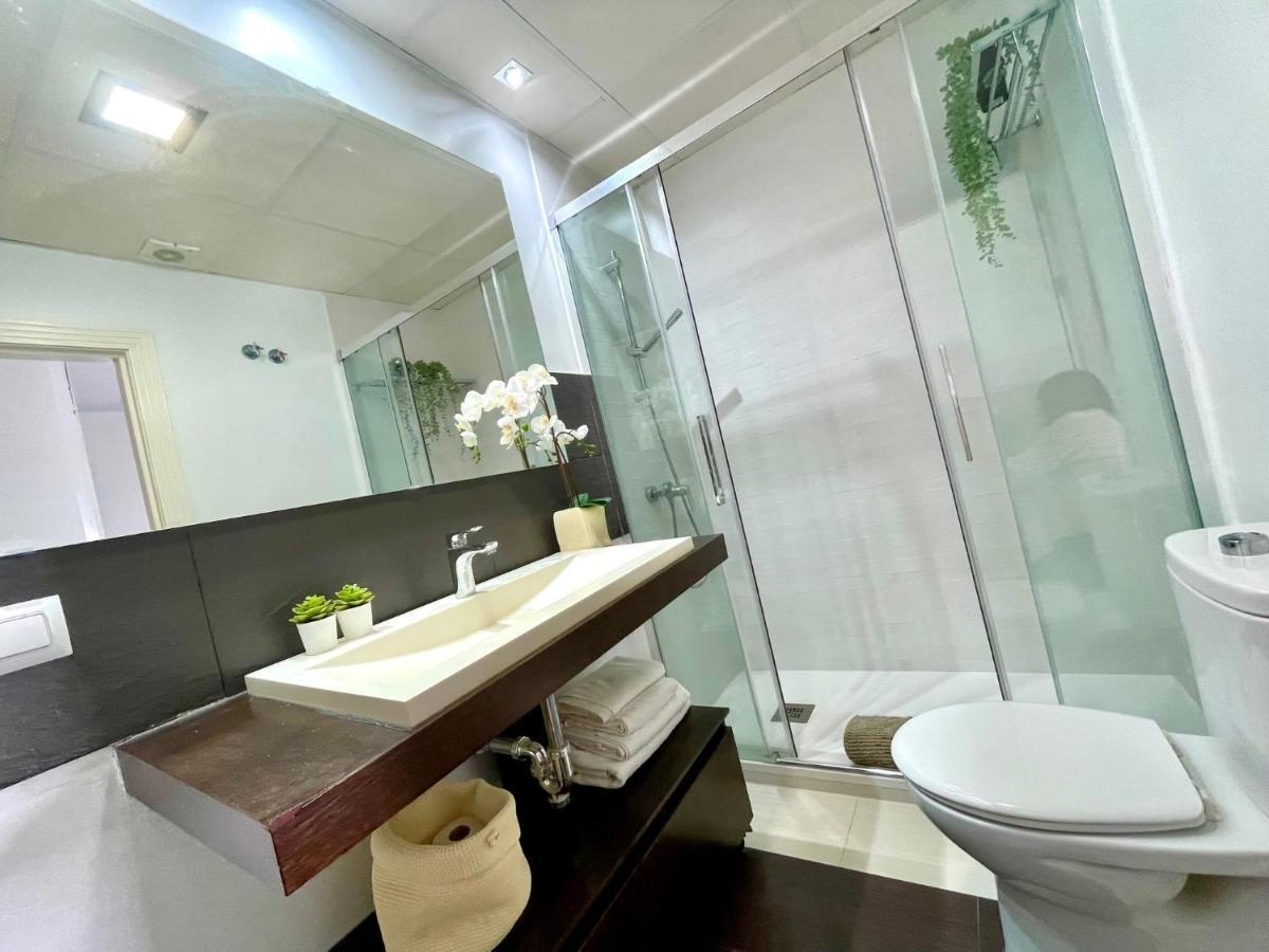 Gatu Premium Atico Caleta , Preferente Mayores De 25 Anos Y Familias กาดิซ ภายนอก รูปภาพ