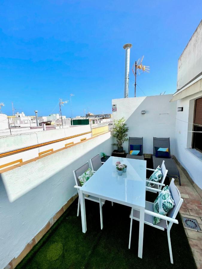 Gatu Premium Atico Caleta , Preferente Mayores De 25 Anos Y Familias กาดิซ ภายนอก รูปภาพ